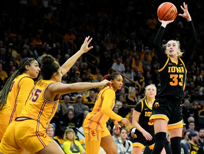 Hawkeyes’ post upset victory over No. 4 Trojans