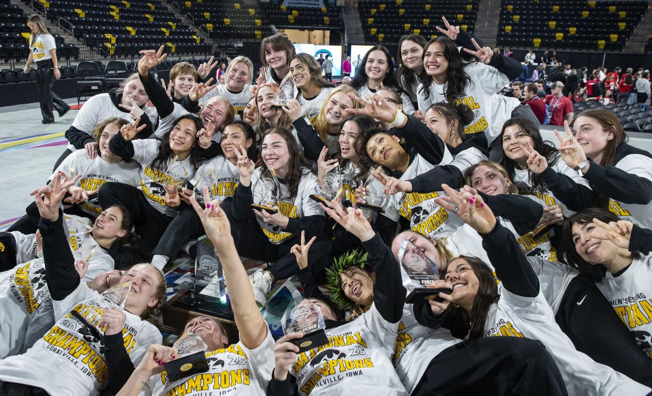 Iowa women’s wrestling clinches second straight NCWWC national title